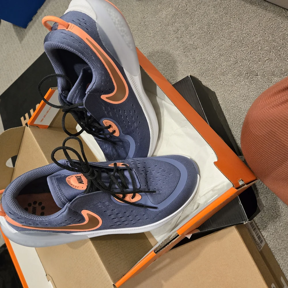 Sold - Picture 3 of 4